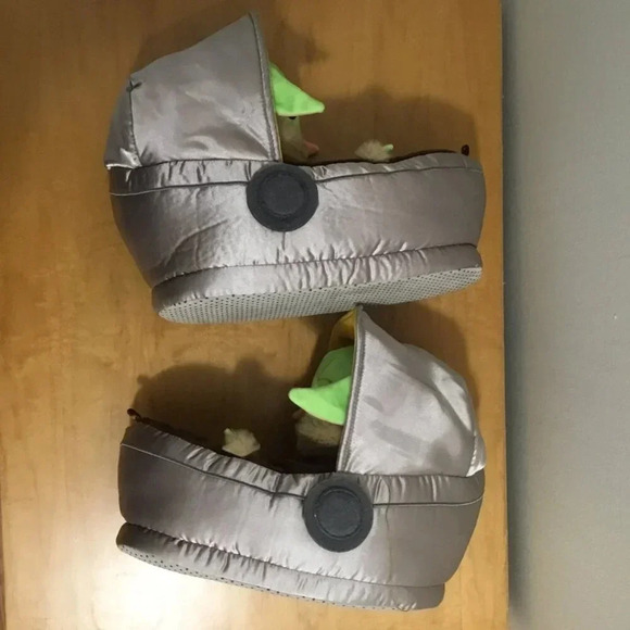 Star Wars™ Grogu Slippers Toddler Kids | Gap Size 5/6 - Picture 4 of 5